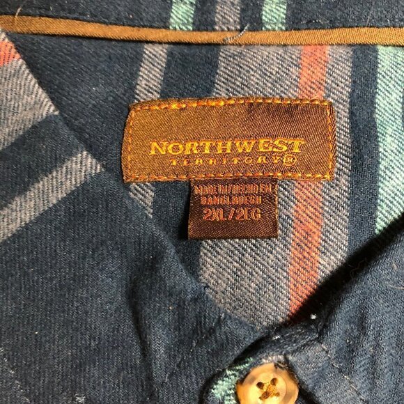 🛒 $15 NORTHWEST TERRITORY Blue Button Up Flannel Plaid Long Sleeve 2XL NWT - Picture 3 of 3